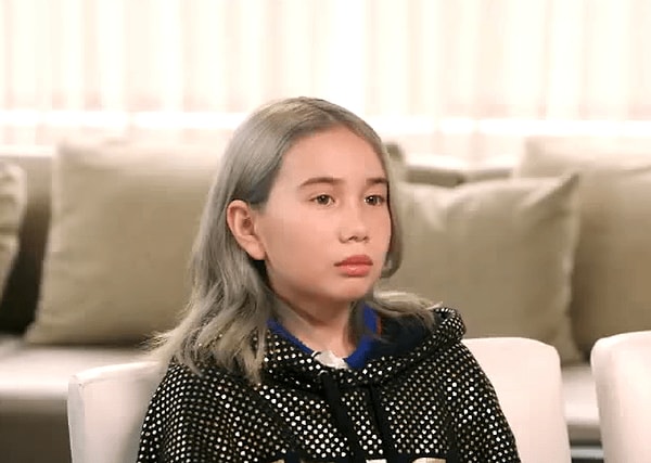 9 yaşındayken sosyal medyada viral olan videoları sayesinde üne kavuşan 14 yaşındaki rapçi Lil Tay, en son gündeme esrarengiz ölümüyle gelmişti.