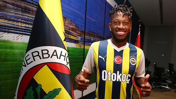 Fenerbahçe, Manchester United’ın orta sahası Fred’i, yaklaşık 10 milyon euro bonservis bedeliyle kadrosuna kattı.