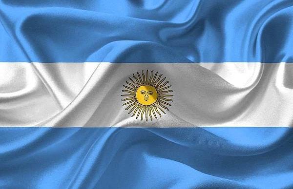 Arjantin'de ekim ayında düzenlenecek olan genel seçimlerde cumhurbaşkanı adayı olacak isimlerin belirlenmesi için ön seçimler yapıldı.