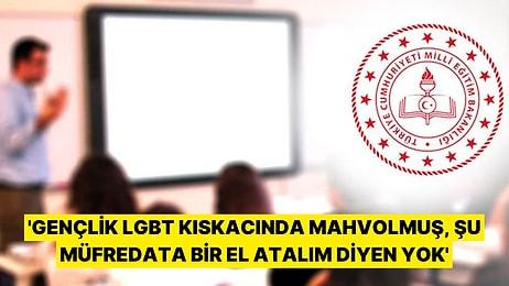 Prof. Dr. Şimşirgil'den MEB'e Tepki: 'Gençlik LGBT Kıskacında Mahvolmuş, Şu Müfredata Bir El Atalım Diyen Yok'