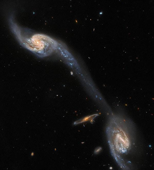 Finkelstein, "Evrenin bu kadar kısa sürede nasıl bu kadar büyük bir galaksi oluşturabildiğini açıklamak gerçekten zor olurdu" dedi.