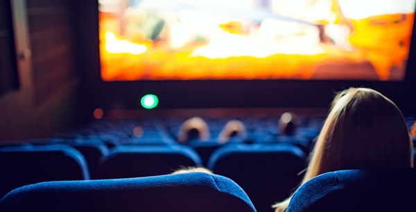 11. "Sinema salonları böceklerle dolu. Ne kadar temizlesek de bitmiyor. Ayrıca çocuklardan bit ve pire geliyor."