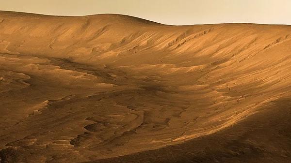 1. Utopia Planitia Krateri, Mars