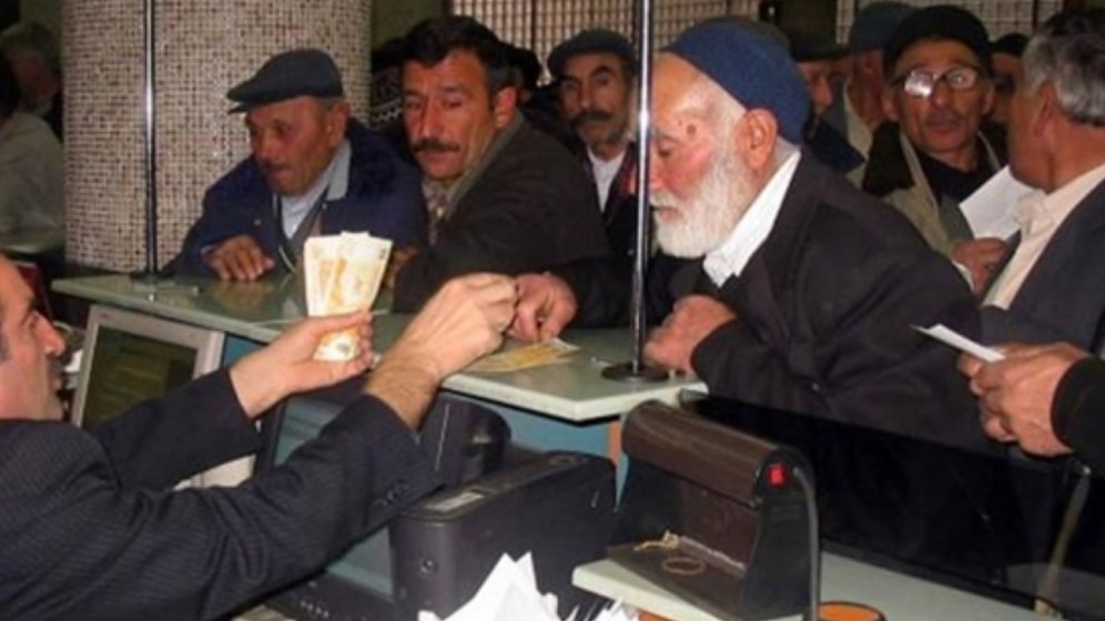 Binali Yıldırım Emekli Maaş Zammı İçin Tarih Verdi