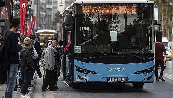 Halk otobüsü birlikleri artan maliyetleri gerekçe göstererek, 65 yaş üstü vatandaşların kullandığı ücretsiz kartları 15 Ekim'de iptal edileceklerini duyurmuştu.