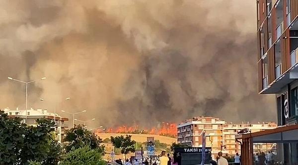 1500 hektar alanı etkileyen yangını söndürmek için gece boyu da devam eden çalışmalara 2 bin 240 personel, 240 arazöz, 26 helikopter, 71 su tankeri, 8 uçak ve 328 araç ile müdahale edildi.
