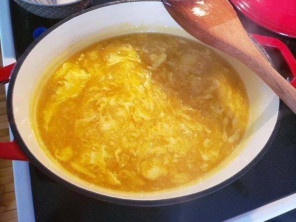 4. Yumurtalı Çorba
