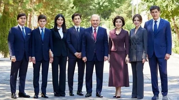 Özbekistan Cumhurbaşkanlığı tarafından yapılan açıklamada, cumhurbaşkanlığı idaresinde yeni atamalar yapıldığı kaydedildi.