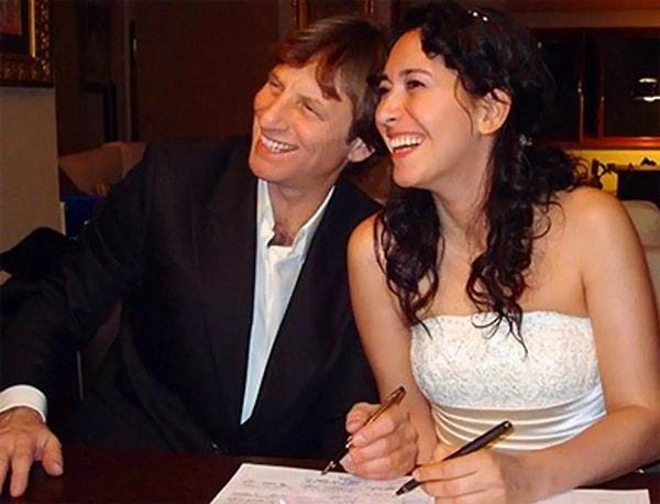 2005 yılında Hülya Avşar'dan boşanan Kaya Çilingiroğlu, 2009 yılında Feraye Tanyolaç ile evlenmişti. 2006 yılında da Feraye Tanyolaç ve Kaya Çilingiroğlu çiftinin oğulları Hüseyin Kaya dünyaya gelmişti.