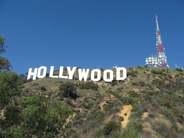1. 1923 yılında dikilen Hollywood tabelasının kullanım amacı aslında hangi sektör içindir?