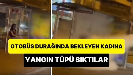 Otobüs Durağında Oturan Kadına Yangın Söndürme Tüpü Sıkıp Kaçtılar