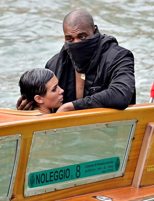 İtalya'da tatillerine devam eden Kanye West ve Bianca Censori çifti teknede fena yakalandı!