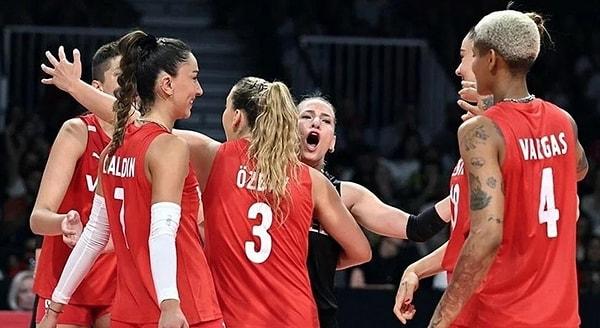 3 Eylül'de, Sırbistan'la final oynayacak kızlarımız, hiç şüphesiz bu gecenin keyif sebebi!