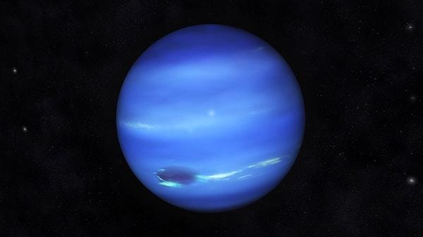 Güneş sistemimizin ağır ve soğuk gezegenleri arasında yer alan Neptün'de ise bir insanın sıçrayabileceği ortalama yükseklik sadece 39 santimetre.