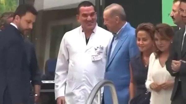 Erdoğan'a, hastane çıkışında Fenerbahçe Spor Kulübü Başkanı Ali Koç, Arzuhan Doğan Yalçındağ ve Mehmet Ali Yalçındağ ile doktorlar eşlik etti.