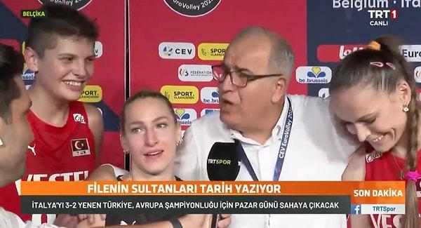 Yapılan tüm eleştirilere rağmen sevenlerinin tam desteğini alan Karakurt, geçtiğimiz gün takımımızın başarısının ardından Türkiye Voleybol Federasyonu Mehmet Akif Üstündağ'ın da desteğini almıştı.