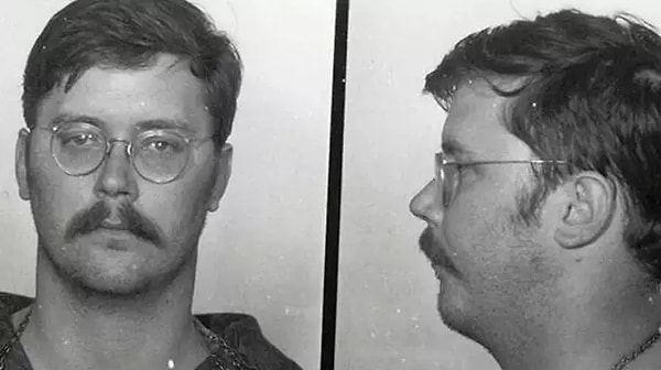 7. Edmund Kemper... Bu seri katil ve nekrofil, annesinin yanı sıra baba tarafından büyükanne ve büyükbabası da dahil olmak üzere birçok kişiyi öldürdü. Kurbanlarının çoğu kadın üniversite öğrencileri ve otostopçulardı. Kemper kurbanları ikna ederek aracına bindirdi ve onları öldürdü. Burcu ne olabilir?