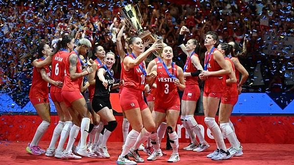A Milli Kadın Voleybol Takımı’nın Sırbistan'ı yenerek Avrupa şampiyonu olması ülkemizde bir bayram havası estirdi.