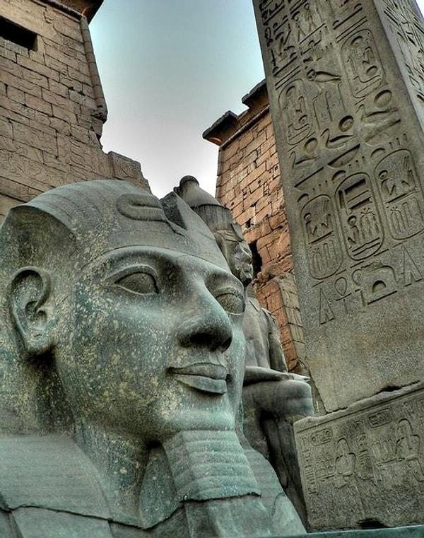 16. Karnak Tapınağı