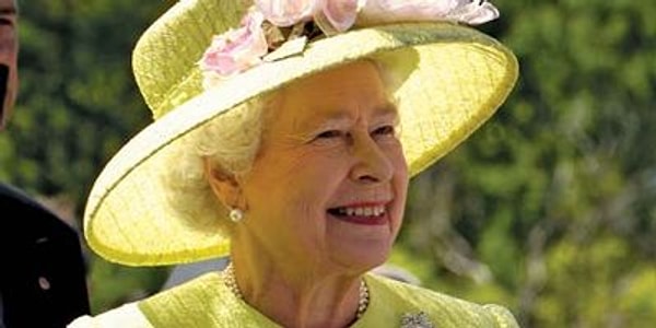 İngiliz tahtının uzun süreli hükümdarı II. Elizabeth 96 yaşında öldü.