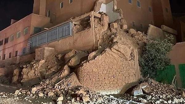 Fas’ta yaşanan depremde binlerce binanın yıkıldığı ve ölü sayının artacağından endişe ediliyor.