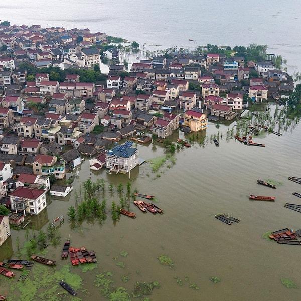 Bu devasa yapı, üç şehri, 114 kasabayı ve 1.680 köyü sular altında bıraktı.