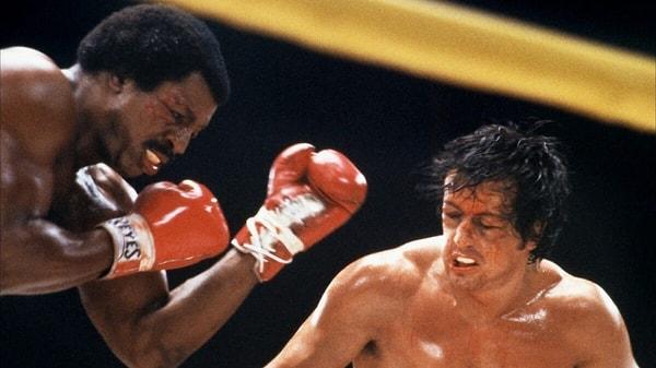 4. Stallone ve Carl Weathers, filmin kilit sahnesi olan dövüş sahnesi için dört hafta çalışmışlardır.