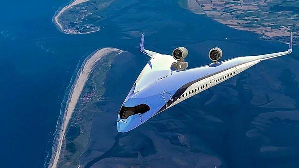 Öte yandan, HY4'e benzer şekilde sıvı hidrojenli yakıt hücreleri kullanan uçaklar, diğer modellere kıyasla daha düşük ağırlıklara sahip. Bu durum aslında yeni araçların daha çok kişiyle ve daha yüksek mesafelerde uçuş yapmasına olanak tanıyor.