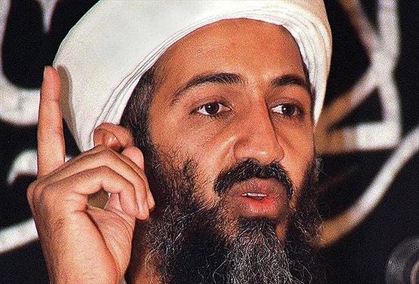 El Kaide'nin kurucu lideri Usame Bin Ladin, Afganistan'da yaşıyor ve Taliban rejimiyle iş birliği yapıyordu. Operasyon Bin Ladin'in yakalanması üzerine planlandı.