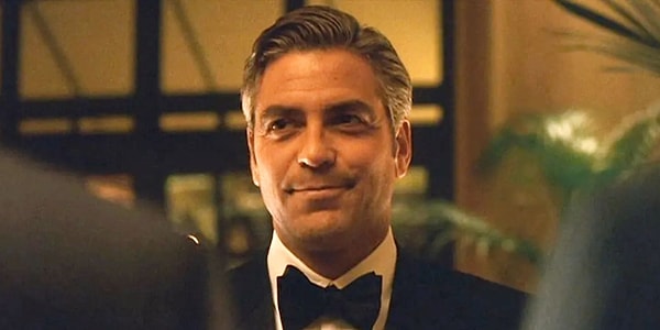 Oyuncunun, serinin üç filminde de karizmatik hırsız Danny Ocean'ı canlandırmasıyla ne kadar servet kazandığı akıllarda soru işareti bırakıyordu.