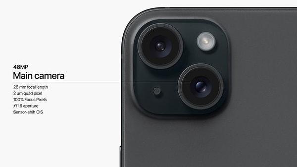 iPhone 15 Plus, kamera tarafında da ana cihazdan kopya çekiypor. 48MP ve 12 MP değerindeki iki Sony marka sensöre sahip telefon, ön tarafta 12 MP'lik selfie kamerası kullanıyor.