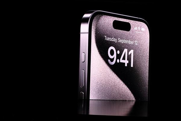 iPhone 15, dün akşam saatlerinde gerçekleşen Apple etkinliğinin ardından resmen tanıtıldı.