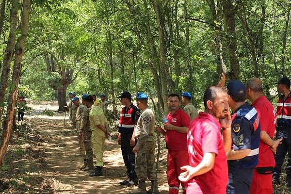 Aralarında Samsun ve İstanbul'da yaşayanların da olduğu 5 kişinin Gönen’e gelip Berzeg için nokta verdiği öğrenildi. Ancak  gösterilen yer ve çevrelerinde yapılan aramalarda da bir sonuç alınamadı.