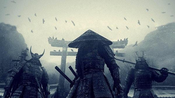 Samuray demişken samurayların sandığınız kadar kendi başına buyruk, havalı bir mertebeye sahip olmadıklarını da belirtelim. Çoğu zaman toprak sahibi lord’ların parayla çalıştırdığı savaşçılar olan samuraylar toprak, yiyecek gibi çeşitli hediyeler alıyorlardı.
