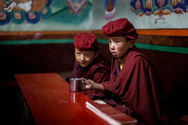 9. Ladakh, Hindistan'dan finalist Lorenzo Perotti'nin "Pray above the clouds" (Bulutların üzerinde dua edin) isimli eseri