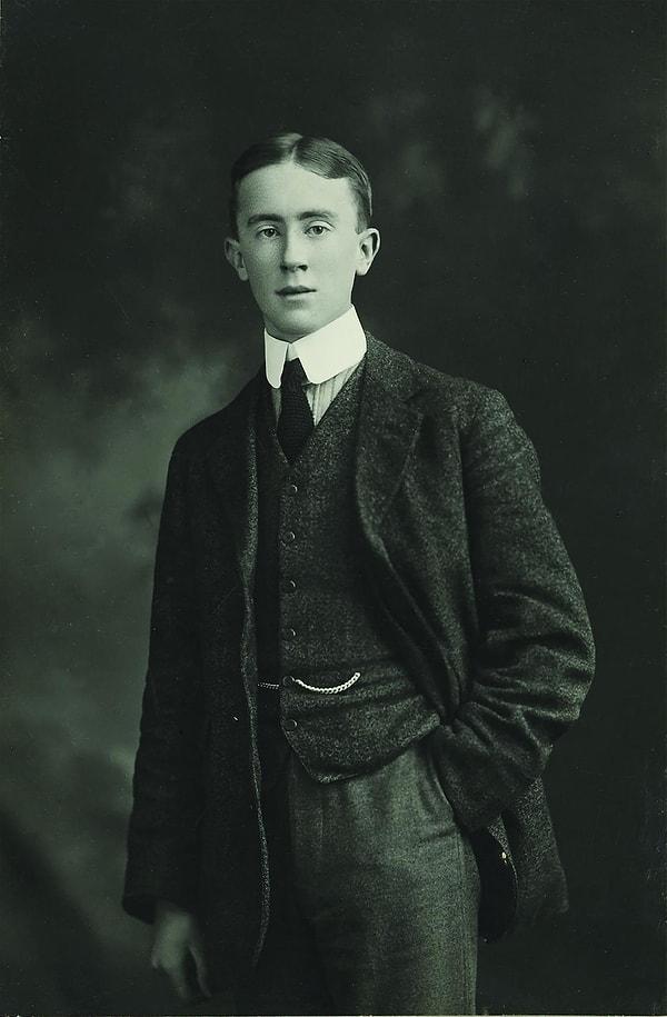 1. İngiliz yazar Tolkien aslında Güney Afrika’da doğdu.