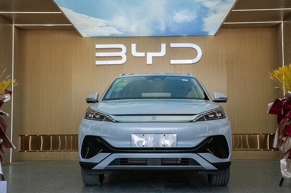 Çin'in önde gelen otomobil üreticilerinden BYD,  ülkemizdeki elektrikli otomobil pazarına giriş yapmak için hazırlıklarını sürdürüyor.