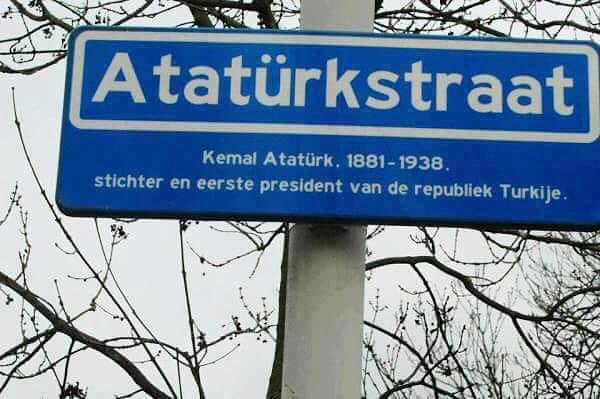 Büyük önder Mustafa Kemal Atatürk, yalnızca bizim için değil tüm dünya için çok önemli bir sembol.