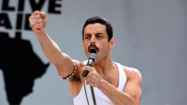 2023 yazının en çok konuşulan filmleri arasında yer alan Oppenheimer, Freddie Mercury'nin hayatını anlatan "Bohemian Rhapsody"yi geride bırakarak tüm zamanların en yüksek hasılat yapan biyografi filmi unvanını elde etti.