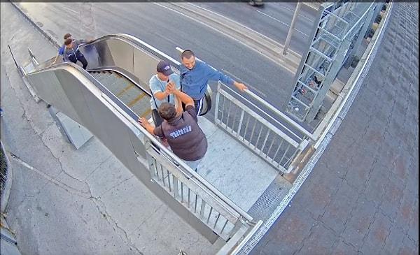 İBB’nin paylaştığı görüntülerde 3 kişi, yürüyen merdivenin düğmesine basarak sabotajda bulunuyor. İBB, kişiler hakkında dava açacağını da duyurdu.