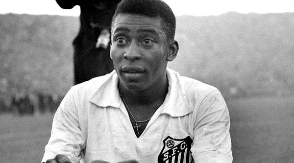1. Pelé (Edson Arantes do Nascimento)