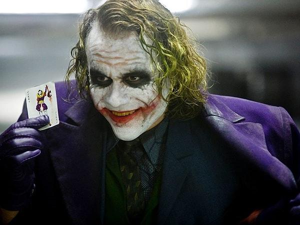Sinema tarihinin en kötü ve en ruh hastası karakteri hiç kuşkusuz Joker. Ancak zihinsel sorunları olmasına rağmen en çok hayran kitlesine de sahip kendisi...