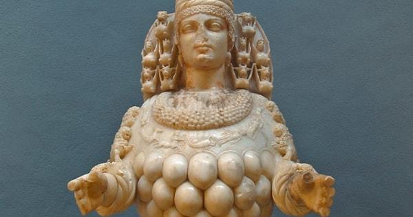 3. Türk mitolojisindeki bereket tanrıçasının ismi nedir?