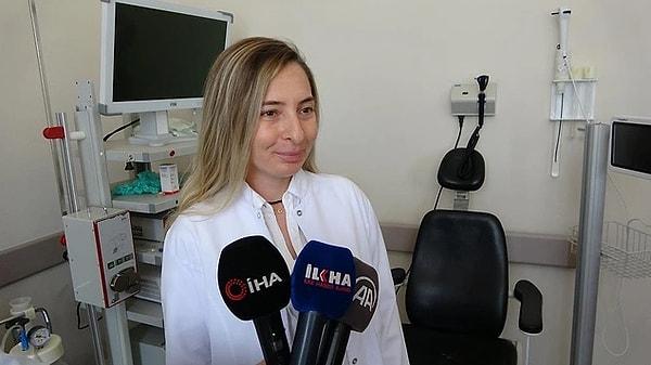 Bitlis’te hastaneye götürülen 3 yaşındaki bir kız çocuğunun kulağından 23 sinek larvası çıkarıldı. Kulak Burun Boğaz Hastalıkları Uzmanı Operatör Doktor Gamze Öztürk, böyle durumlarda kalmamak için kişisel temizliğe dikkat edilmesi gerektiğini söyledi.