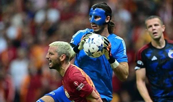 UEFA Şampiyonlar Ligi kura çekimiyle A Grubu'nda yer alan temsilcimiz Galatasaray dün akşam evinde Danimarka'nın Kopenhag ekibini ağırladı.