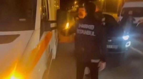 İstanbul Emniyet Müdürlüğü Narkotik Suçlarla Mücadele Şube Müdürlüğü ekipleri, Bulgaristan’dan İstanbul’a gelen hasta nakil aracına yönelik uyuşturucu operasyonu gerçekleştirdi.