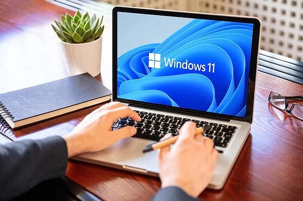 Microsoft'un sevilen işletim sistemi Windows 11 adına yayınlanacak yeni büyük güncelleme için geri sayım başlamak üzere.