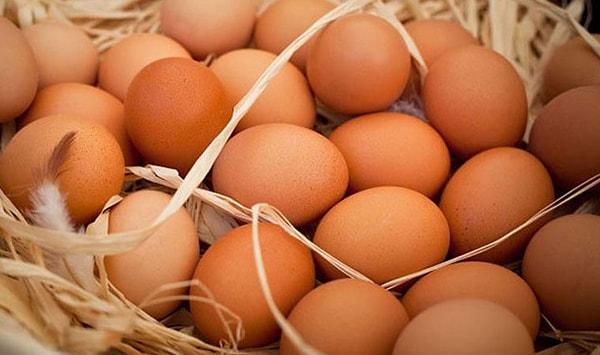 NTV’de yer alan habere göre; Geçen sene 60 liraya satılan 30'lu yumurtanın fiyatı bazı market raflarında 120 liradan satılıyor.