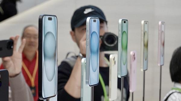 Apple, reklamda kaybolan Dinamik Ada hatalarından birini düzeltmiş gibi görünüyor ancak bazı hızlı gözlemciler hatanın ekran görüntülerini alıp sosyal medyada çoktan yayınladılar.
