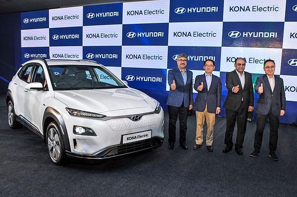 Peki siz yakında ülkemizde satışa sunulacak elektrikli Hyundai KONA hakkında ne düşünüyorsunuz? Yorumlarınızı bekliyoruz...